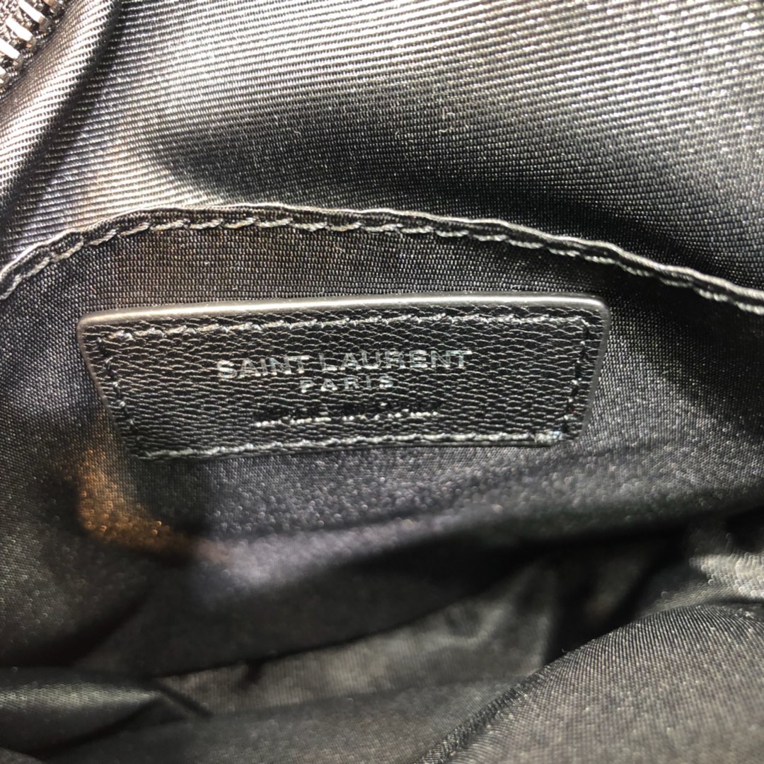 Saint Laurent Vinyle Quilted Calfskin Handbag Shoulder Bag Black 610436 Black